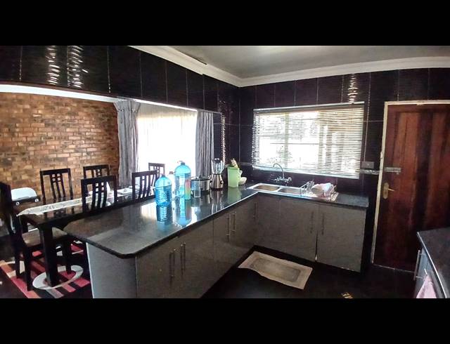 3 BEDROOM HOUSE FOR SALE IN WALDRIFT